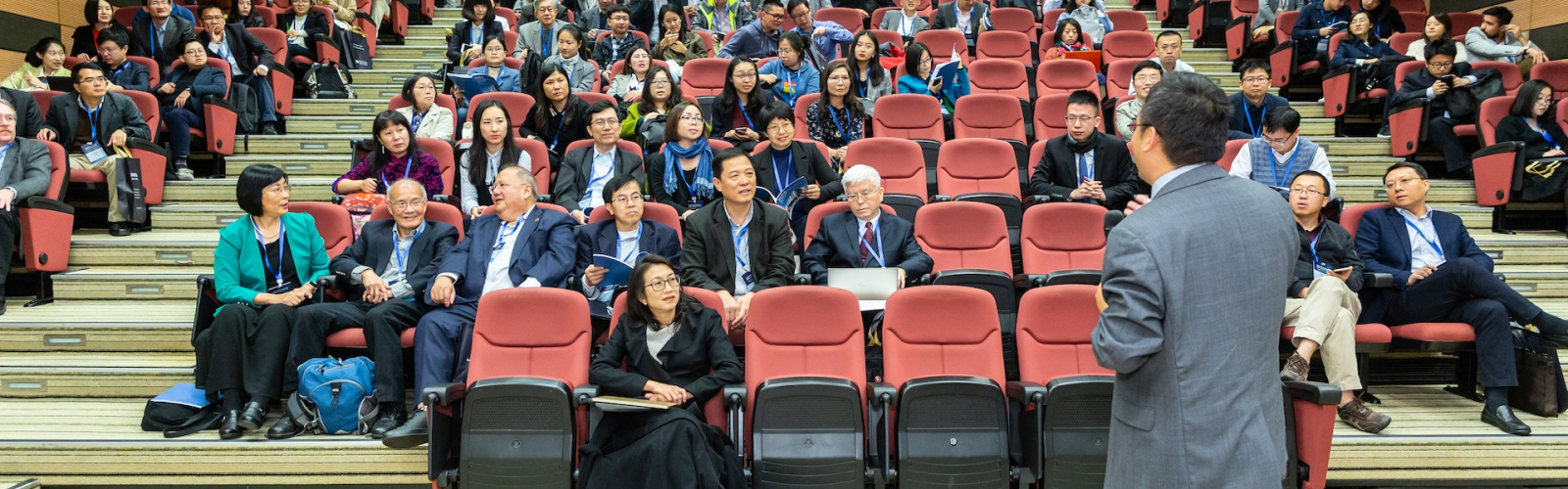 servizi di traduzione, traduzione testi giurisprudenza, traduzione legale, traduzione asseverata, traduzione documenti legali, traduzione professionale giuridica, traduzione sentenze, traduttore giuridico, traduzione atti giudiziari